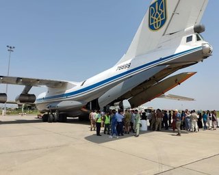 В Афганістані залишаються ще близько 230 українців і членів їх сімей, — посол (фото)