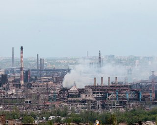 Окупанти у Маріуполі передумали зносити завод "Азовсталь"