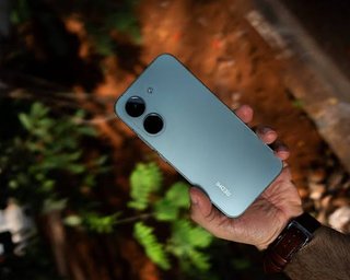Смартфоны Xiaomi больше нельзя будет купить: что случилось с популярными моделями (фото)
