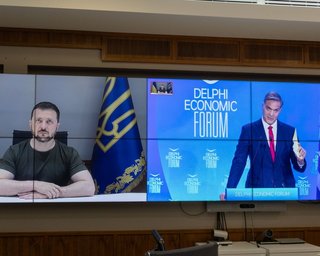 Украина наносит удары по территории России исключительно собственным оружием, — Зеленский (видео)