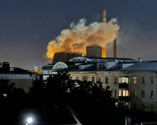 "Там горит завод": дроны атаковали химкомбинат "Азот" в Тульской области (видео)