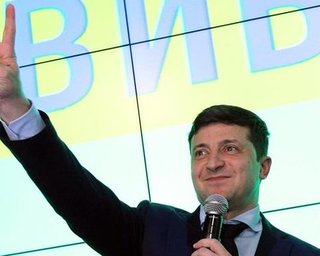 ЦИК обработал 7 процентов голосов, Зеленский побеждает Порошенко