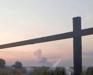 Щохвилинні вибухи: БПЛА атакували військовий аеродром РФ, аеропорт Волгограда закритий (відео)