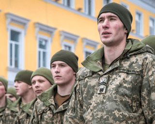 Коли чоловіка в Україні можуть мобілізувати до 25 років: юристи озвучили підстави