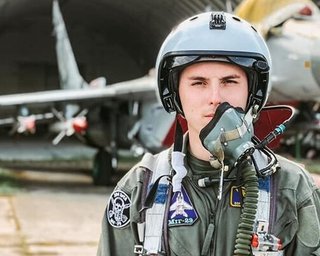 "Мы доказали миру": летчик KARAYA назвал лучший подарок Украине к годовщине войны (фото)
