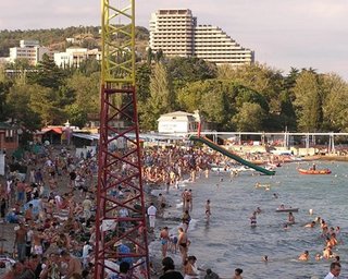 Россияне отказываются от забронированного жилья в Крыму