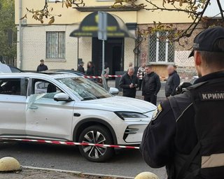 У Печерському районі столиці вибухнув електрокар: що відомо