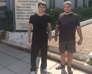 Бывший политзаключенный Костенко вернулся домой