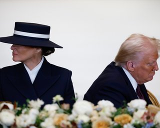 Эксперт рассказала, как изменился язык тела Мелании Трамп и ее мужа
