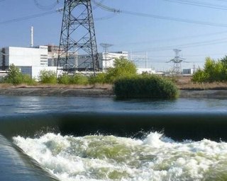Упал до "мертвой" точки: уровень воды в Каховском водохранилище достиг 12,5 м (видео)