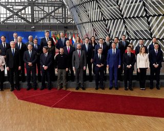 Чіткий сигнал надії: переговори про вступ України до ЄС розпочнуться вже 18 грудня