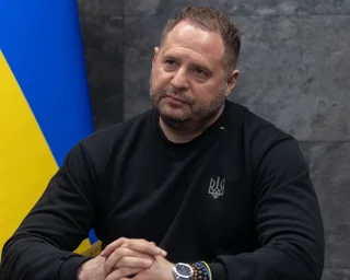 "Угроза жизни": ВАКС освободил Ермака от ношения электронного браслета