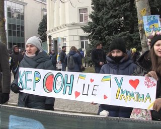 "Люди впевнені, що це обов'язково закінчиться". Як живе окупований Херсон