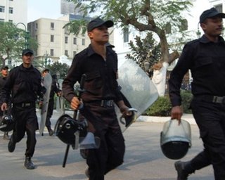 В Египте произошли стычки болельщиков с полицией