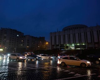 У Києві та 12 областях ввели аварійні відключення світла: подробиці