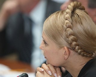 Тимошенко просит Ющенко в срочном порядке выделить миллиард Минздраву