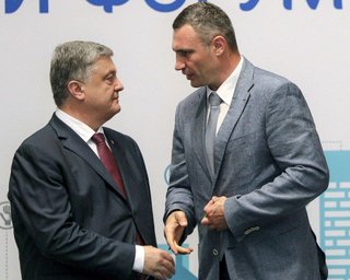 УДАР справа. Как Порошенко и Кличко поделят общий электорат на выборах в Киеве