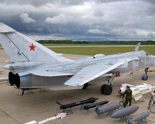 Взрывы в Крыму: в РФ заявили об атаке дронов на военный аэродром под Симферополем