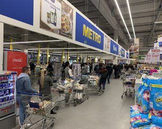 Часть продуктов подорожает: что будет с ценами из-за блокады границы