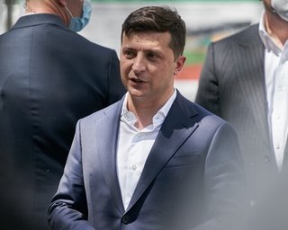 Пик заболеваемости коронавирусом может наступить в середине лета, – Зеленский