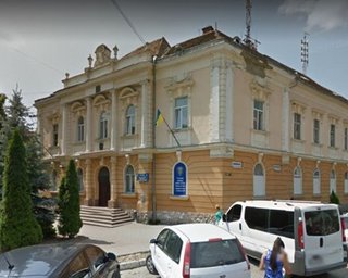 В Мукачево с понедельника открываются торговые центры и парки