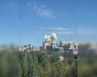 Поднялся гриб: в Ростове-на-Дону взрыв после объявления ракетной угрозы (видео)