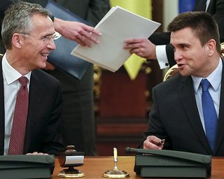 НАТО готово помочь Украине укрепить безопасность хранилищ боеприпасов