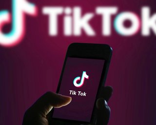 "Пусть все горит": от TikTok требуют запретить призывы к участию в акциях за Навального