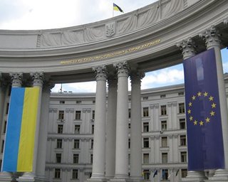 МИД: Украина не собирается вмешиваться в ситуацию в Ливии