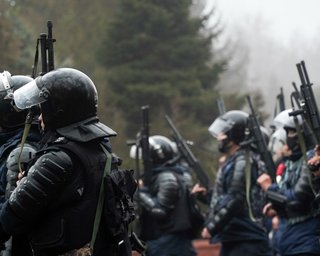 Полиция Казахстана начала поквартирный обход в поисках террористов