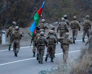 Обострение в Нагорном Карабахе: Азербайджан заявил об обстрелах и обвинил Армению в теракте