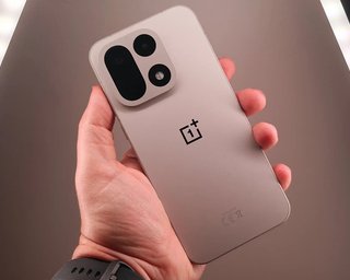 Смартфон із кремнієво-вуглецевим акумулятором 7300 мА·год вразив експерта: OnePlus 15 змінив усе