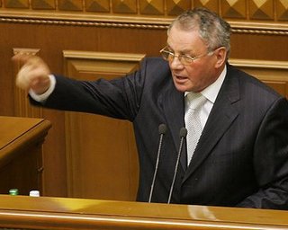 Национальное радио закрыло программу Яворивского