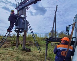 Графіки відключення світла в Україні 25 жовтня: хто буде без електрики до 5 годин