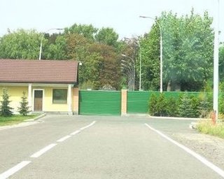 Янукович арендует Межигорье за 3,14 гривни в месяц, - СМИ