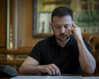 Зеленський прийде на засідання фракції "Слуга народу" після провальних голосувань у Раді, — ЗМІ