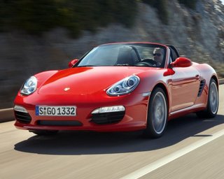 Нове інженерне рішення від Porsche: батарею у Boxster і Cayman встановлять замість двигуна