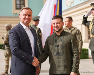 Україна та Польща домовилися знайти спільне рішення щодо експорту зерна