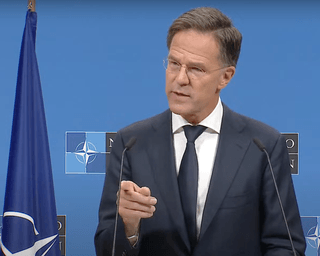 Місце за столом: які "червоні лінії" НАТО у мирному плані США та РФ, — Politico