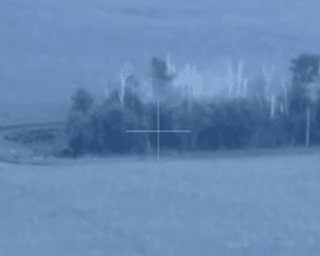 Лісосмуга не сховала: на Харківщині прикордонники знищили позицію окупантів (відео)