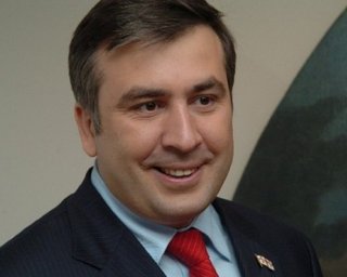 Поздравить Януковича приехал Саакашвили