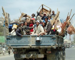 Границу Турции за сутки пересекли более двух тысяч беженцев из Сирии
