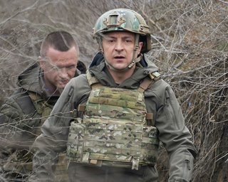 Україна бореться з бойовиками, а не тренує їх, — у Зеленського відповіли на звинувачення Лукашенка (відео)