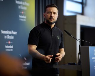 Британська газета Daily Mail помилилась у посаді Володимира Зеленського (фото)