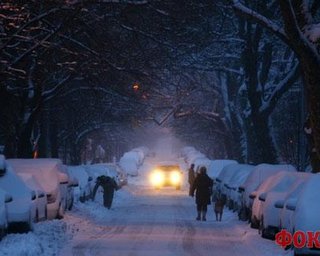 Блок Кличко поражен уходом Черновецкого в отпуск, когда город парализован из-за снега