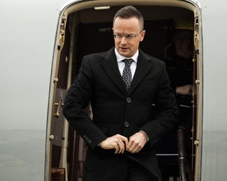 "Немає ніякого шантажу": Сіярто відповів Бербок, чому Угорщина проти членства України в ЄС