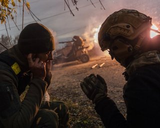 СМИ показали украинских военных, сражающихся на передовой в Херсоне (фото)