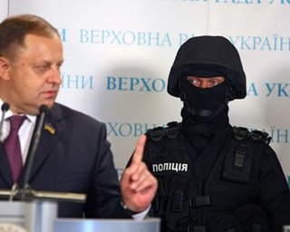 МВД и Минобороны раскритиковали закон о жандармерии