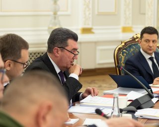 Медведчук, Фрідман та Дерипаска: під нові санкції РНБО потрапили близько 1300 осіб, — ЗМІ