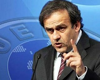 Платини заявил, что не называл ошибкой Евро-2012 в Украине